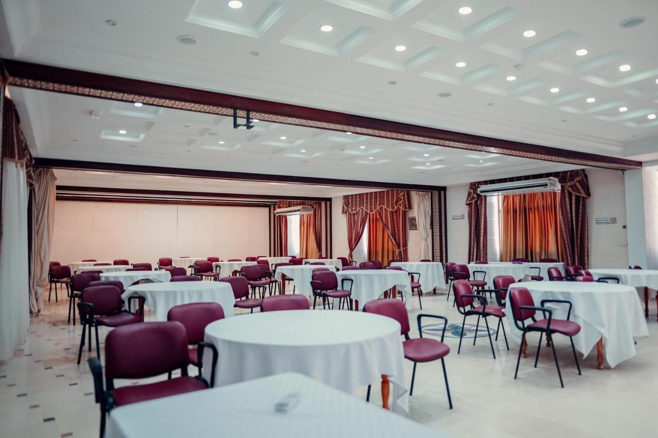 Hotel Oasis Gabes Екстер'єр фото